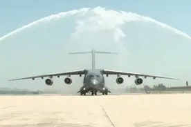 骄傲！运-20列装五周年图片