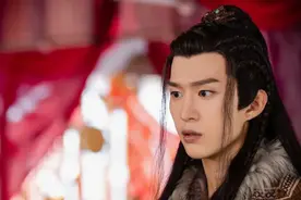 范丞丞首部男主角剧扑街？爱豆转型演员为啥都先演玄幻剧图片