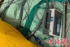 四川绵阳：一家四口一氧化碳中毒 5岁女孩死亡三人受伤图片