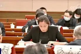 【人物】从CCTV5到CCTV1，朱婷一年四次登上《新闻联播》图片