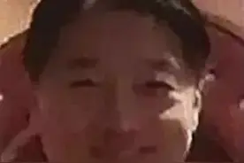 年赚千亿却不敢露面，出入带8名泰拳高手护航，他的真实身份令人毛骨悚然……图片