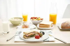 早餐千万不要吃的太晚，这些习惯都不好图片