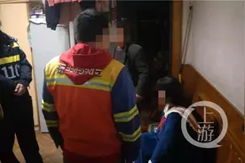 寒假在家睡懒觉被父亲打了一耳光 16岁女生报警图片