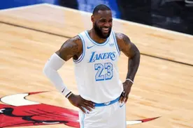 詹姆斯球星卡价值520万美元并列世界第一高价 东契奇第三图片