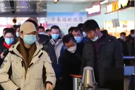 2021年春运明天开始：明起旅客可办理当日车票改签业务视频封面