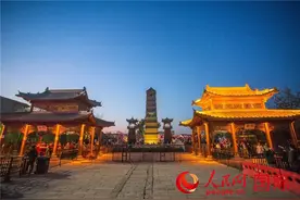 河南洛阳：一个古今辉映 诗和远方相会的地方图片
