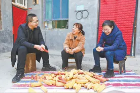 85后夫妻接力扶贫，先后担任龙泉村第一书记图片