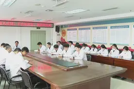德州市人大代表张士森：做好重点专科建设 提高基层医疗卫生水平视频封面