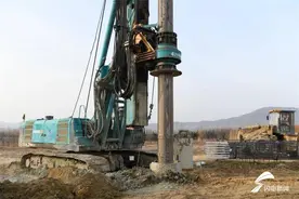 莱荣高铁威海南海新区段预计今年6月底前完成桩基施工图片