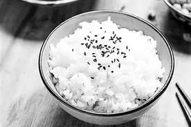 米饭搭配这些食物吃 能控餐后血糖？图片