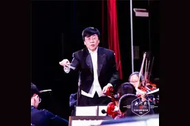 这个新中国最早的少年交响乐团，“云上”为冰城观众奏响《春节序曲》图片