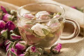 玫瑰花茶有十大功效，但这4类人没有口福图片