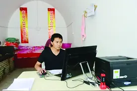 咱村的第一书记接地气——记石楼县融媒体中心驻张家塔村第一书记张海明图片
