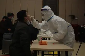 郑州进入“两会”时间 人大代表集中报到图片