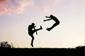 小众社交围剿腾讯图片