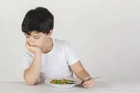 吃啥没味道，闻啥没香味……做完核酸检测，杭州大一男生更懵了图片