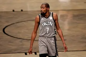 KD：全明星赛办不办我都不在意 球员们每天赚几百万没理由抱怨图片