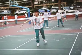 建议中考体育增加羽毛球乒乓球网球图片