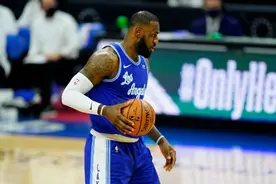 福布斯NBA球员年收入榜：詹姆斯9540万美元 连续7年位列榜首图片
