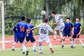 “阳刚气”被热议：学者关注男孩变文弱，有学校开男生班图片
