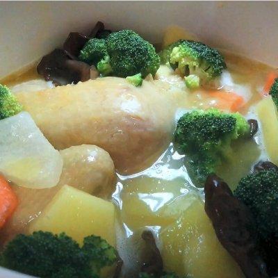 红萝卜鸡肉花胶汤 胡萝卜花胶鸡汤的做法 红萝卜鸡肉花胶汤 胡萝卜花胶鸡汤的做法