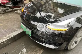 突然自动加速？杭州一特斯拉车主懵了图片