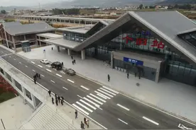 云南个旧火车客运站达到开通条件 正式运营后日吞吐旅客3000人次图片