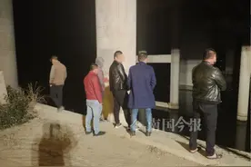 广西一男子身背石块，跳桥溺亡！家里还有两个小孩图片