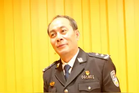 老戏骨张光北在蓉拍戏 爆料“楚云飞”原来是四川人图片