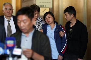 “这个会不会发生在我身上?”——纪录片《寻找莹颖》背后图