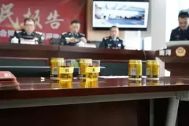 “知名饮料”竟产自废弃寺庙，现场触目惊心！假饮料危害究竟有多大？图片