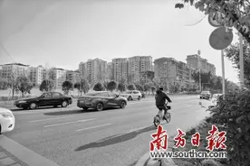 人民南路主路面全面完工图片