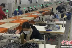 留沪过年有奖励 上海企业与街道一起多措并举关心留沪职工图片