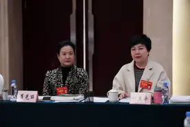 四川省政协委员钟燕平：四川曲艺要在传承传统文化基础上做好“艺旅融合”图片