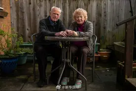 结婚80载 英老夫妇跻身婚龄最长夫妇行列图片