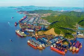 舟山六横：一张蓝图绘到底 铆足干劲逆势增长图片