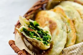 那一碗令人神往的放凉了也不会硬的韭菜盒子图片