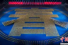 少林塔沟武校近200名“功夫小子”亮相央视牛年春晚首次彩排图片