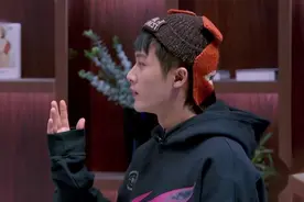 追光吧哥哥：檀健次不想再当队长，自己主动离开战队符龙飞一脸懵视频封面
