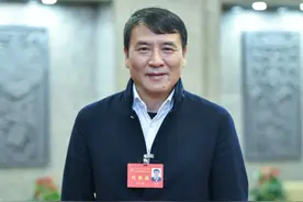 叶小钢当选新一届中国音乐家协会主席，廖昌永连任音协副主席图片