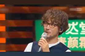 104秒丨昔日唱将周传雄被晚辈点评惨遭节目淘汰 回应称“没有谁应该是谁的导师”图片