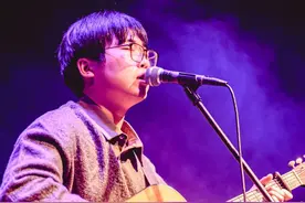 还潮：海为锚，情如丝，烟粉落在宁波卡夫卡头上图片