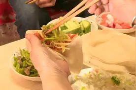 39秒｜立春到！威海市民用“咬春”习俗迎立春 满口都是春的味道视频封面