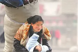 “春运母亲”照片背后的国家记忆图片
