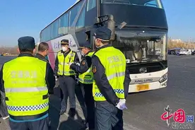 中国发布丨北京严打“黑网约车”“黑巡游车”等 查扣各类“黑车”569辆图片