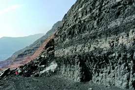 煤层自燃三百年，贺兰山生态修复“添了难”图片