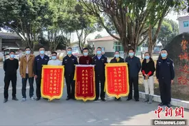 中缅边境章凤口岸提升通关效率 促进货物顺畅通关图片