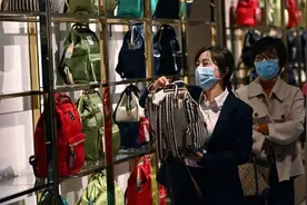 海南离岛旅客免税购物提货注意事项有哪些？海关总署最新公告→图片