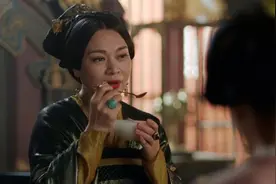 上：太后说只要有她在一天皇后就别想安心入睡，故意挑选嫔妃入宫视频封面