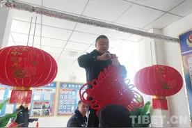 西藏边境管理民警：14年春节坚守边境图片